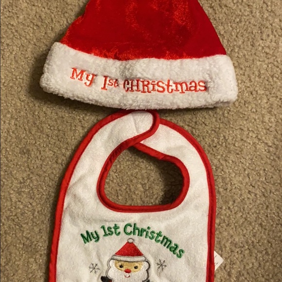 Christmas hat and bib - Picture 1 of 3